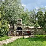 Луксозна вила Momino *