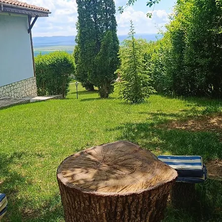 Momino Вилла Avren